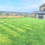 Rent 4 bedroom house in Holmfirth