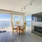 Rent 2 bedroom apartment of 83 m² in Laguna Beach