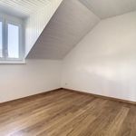 Miete 6 Schlafzimmer haus von 145 m² in Chavannes-des-Bois