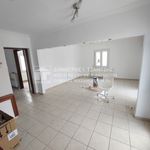 Rent 2 bedroom house of 90 m² in Volos