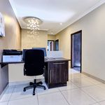 Rent 4 bedroom house of 600 m² in Johannesburg