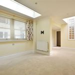 Rent 3 bedroom apartment of 112 m² in London