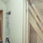 Rent 5 bedroom flat in Guildford