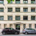 Appartement de 68 m² avec 1 chambre(s) en location à Paris