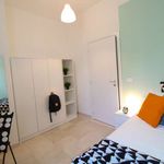 Rent a room of 300 m² in Bologna
