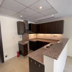 Rent 2 bedroom house of 255 m² in Dubai