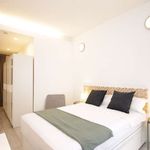 Rent a room of 134 m² in Barcelona
