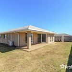 Rent 4 bedroom house of 600 m² in Queensland