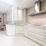 Rent 4 bedroom apartment of 200 m² in Salamanca