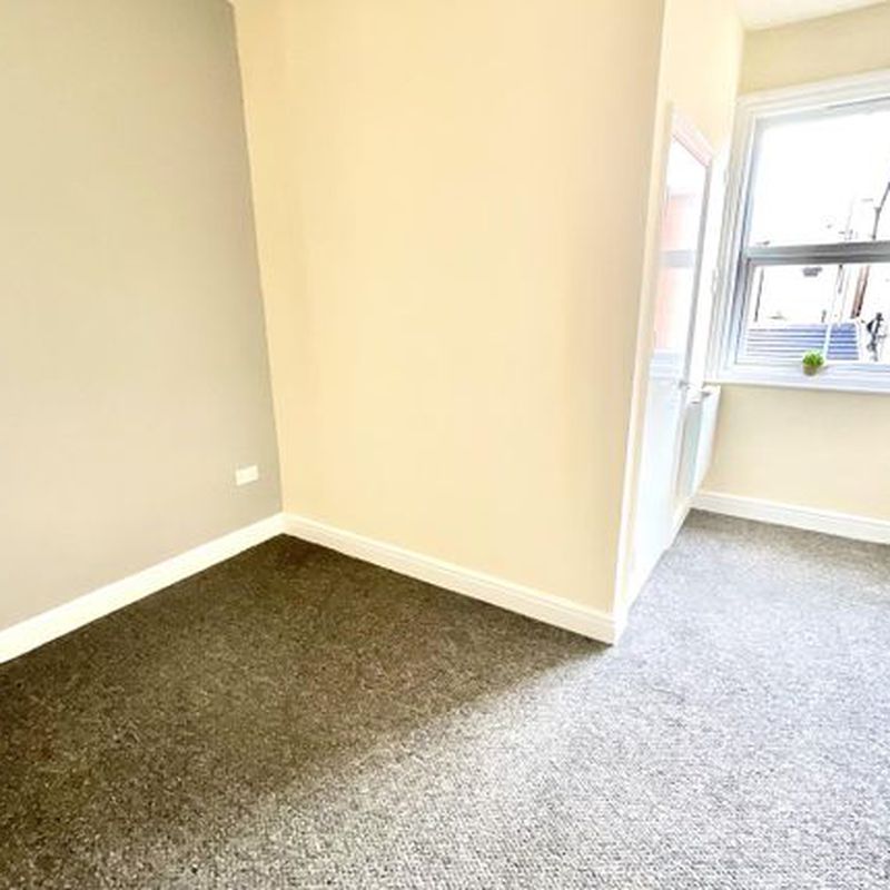 Flat to rent in Falsgrave Road, Scarborough YO12 South Cliff