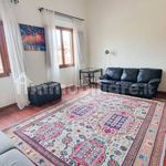 Rent 4 bedroom apartment of 90 m² in Florence
