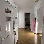 Rent a room of 140 m² in Barcelona