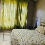 Rent 2 bedroom apartment of 6829 m² in Bloemfontein