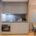 Rent 1 bedroom apartment of 25 m² in Porto
