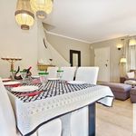 Rent 4 bedroom house of 180 m² in Glyfada