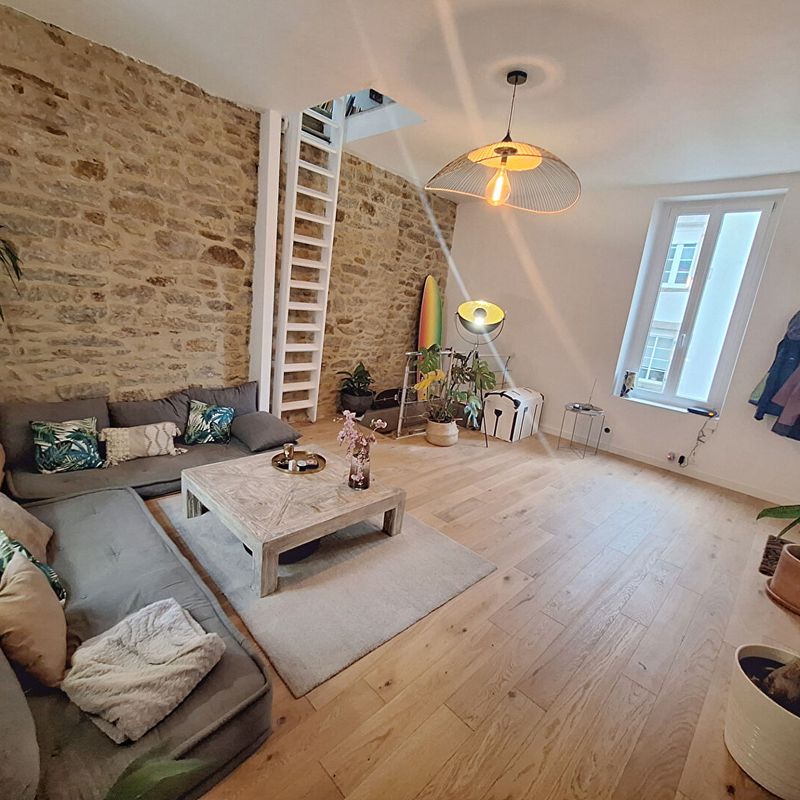 Appartement 2 pièces – 54 m² environ 885 €/mois Vannes