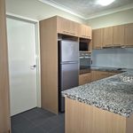 Rent 2 bedroom house in Robina