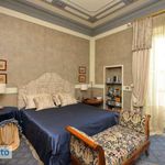 Rent 4 bedroom apartment of 210 m² in Bari