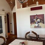 Rent 5 bedroom apartment of 100 m² in Pistoia
