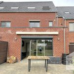 Rent 3 bedroom house of 186 m² in Courcelles