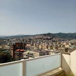 Affitto 6 camera appartamento di 200 m² in Genova