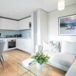 Rent 3 bedroom apartment of 86 m² in London