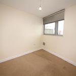 Rent 2 bedroom flat in Cardiff