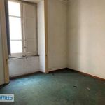 Rent 6 bedroom apartment of 420 m² in Napoli