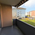 Schöne 3 Zimmer Wohnung in Bahnhofsnähe, mit neuer Küche und Balkon