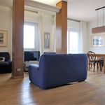 Rent 5 bedroom house of 120 m² in Massa