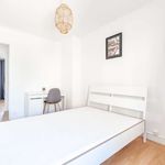 Rent a room of 81 m² in Marseille