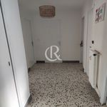 Rent 3 bedroom apartment of 59 m² in Hyères