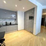 Rent 2 bedroom apartment of 90 m² in Ukkel