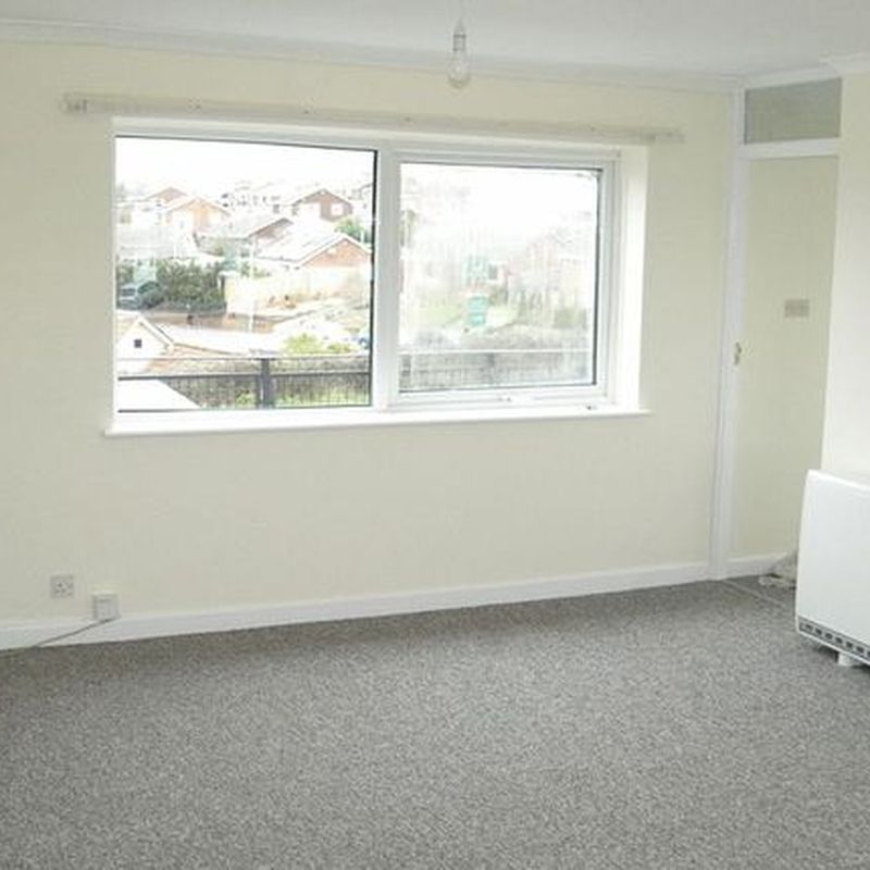 Flat to rent in Brixington Parade, Churchill Road, Exmouth EX8
