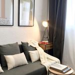 Rent 1 bedroom apartment of 40 m² in Barcelona