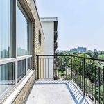 Appartement de 710 m² avec 2 chambre(s) en location à Toronto