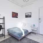 Rent a room of 65 m² in Bordeaux
