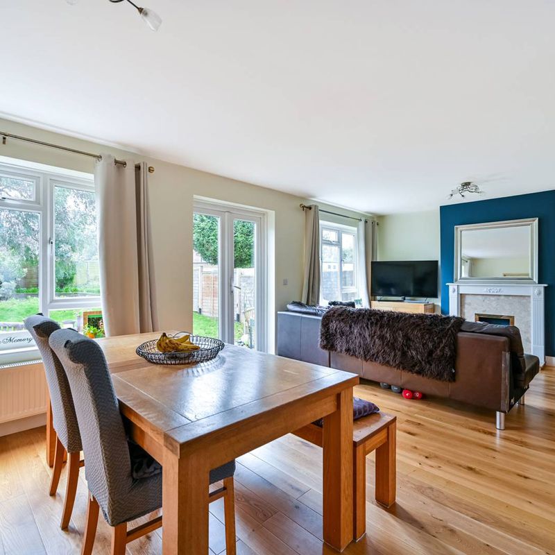 4 Bedroom House to Rent in New Malden | Foxtons Motspur Park