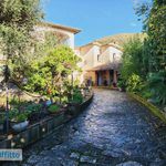 Rent 5 bedroom house of 350 m² in Castel di Sasso