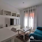 Alquilo 1 dormitorio apartamento de 35 m² en Boiro
