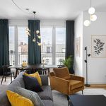 Rent 5 bedroom apartment of 170 m² in Berlin