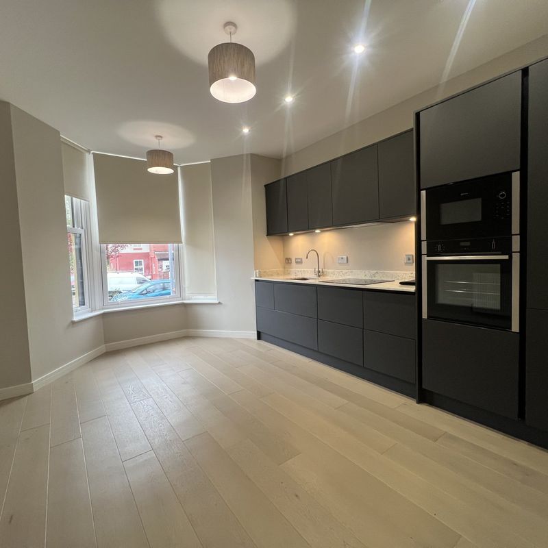 2 bedroom property to let in Fidlas Road, CARDIFF - £1,300 pcm Llanishen