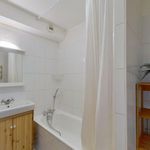 Rent 5 bedroom apartment of 95 m² in Nanterre