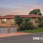 Rent 3 bedroom house of 117 m² in Newcastle