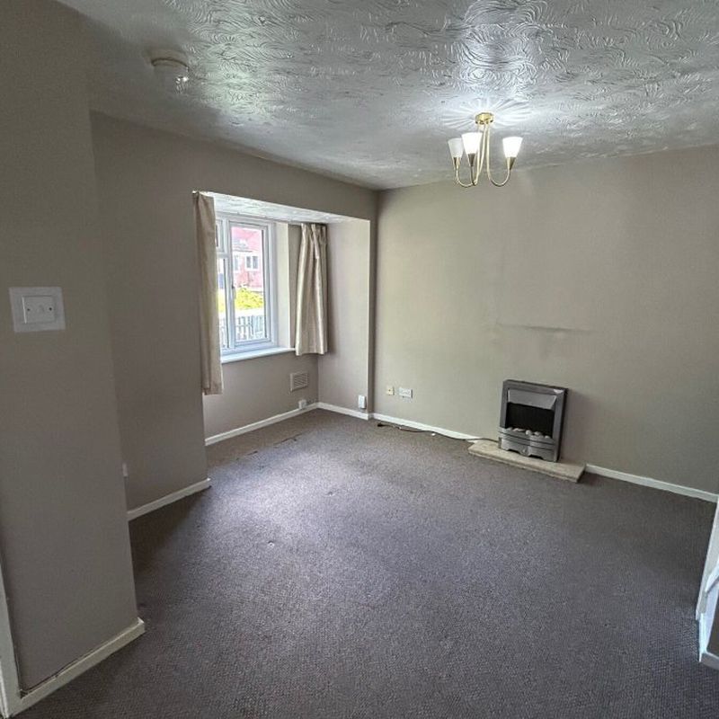 2 bedroom property to let in Dadford View, Brierley Hill, West Midlands - £800 pcm Withymoor Village