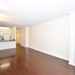 Rent 1 bedroom apartment of 965 m² in Chicago