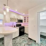 Rent 1 bedroom apartment of 41 m² in Laguna Beach