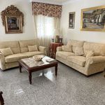 Rent 4 bedroom house of 612 m² in Mijas