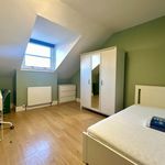 Rent 3 bedroom apartment in Glasgow