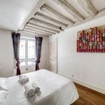 Rent 2 bedroom apartment of 68 m² in Paris